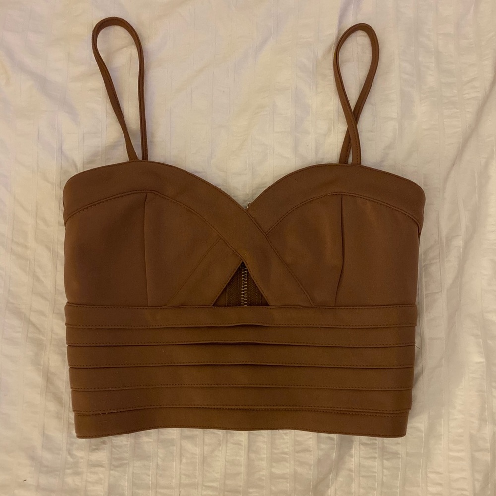 ANGL CROP TOP